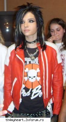 :wink2: poze cu bill kaulitz!