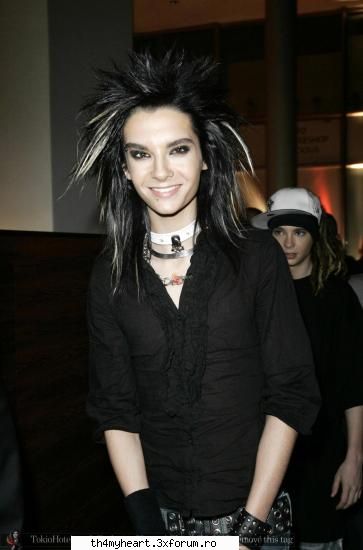 ohh da  :d poze cu bill kaulitz!