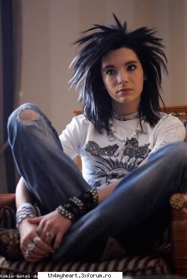 ce ai face ca sa fi iubita lui.... - ai renunta la familie si la - ^*Bill Kaulitz*^(vocals, geb. 01,09,1989)
