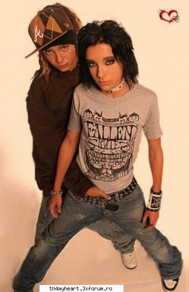 funny photos! - oana - $*Tom Kaulitz*$(guitar, geb. 01,09,1989)