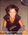 photo cu Bill de knd era mai mucutz! - si asta....ce brozat e - ^*Bill Kaulitz*^(vocals, geb. 01,09,1989)