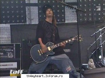 poze cu TOKIO HOTEL pe scena! - dory - -=* Photo^gallery*=-
