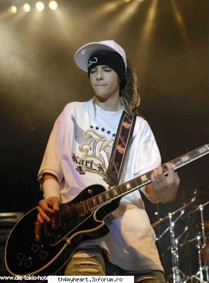 poze cu Tom Kaulitz! - oana - $*Tom Kaulitz*$(guitar, geb. 01,09,1989)