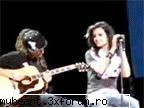 poze funny cu Bill! - ok. sper ca merge:) e in timpul melodiei In - ^*Bill Kaulitz*^(vocals, geb. 01,09,1989)